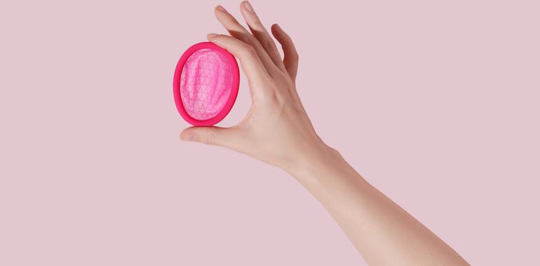 Die Menstruationsscheibe: Flexibel, unsichtbar – und (fast) ein Geheimtipp