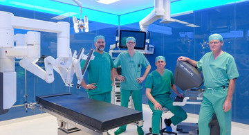 Der OP-Roboter wird fachübergreifend von den Fachabteilungen Urologie, Allgemeinchirurgie, Gynäkologie und Thoraxchirurgie genutzt (AGAPLESION FRANKFURTER DIAKONIE KLINIKEN)