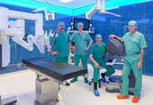 Der OP-Roboter wird fachübergreifend von den Fachabteilungen Urologie, Allgemeinchirurgie, Gynäkologie und Thoraxchirurgie genutzt (AGAPLESION FRANKFURTER DIAKONIE KLINIKEN). 