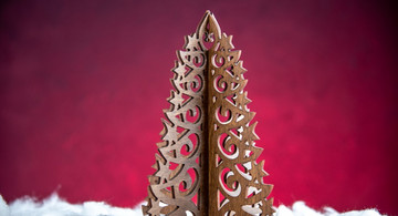 front-view-wooden-xmas-tree.jpg
