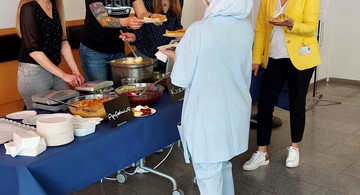 Waffel backen für Spenden AGAPLESION Stiftung