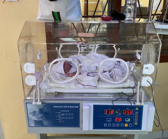 Die Intensivstation für Neugeborene im Methodist Faith Healing Hospital in Ankaase erhielt zudem Brutkästen und Betten